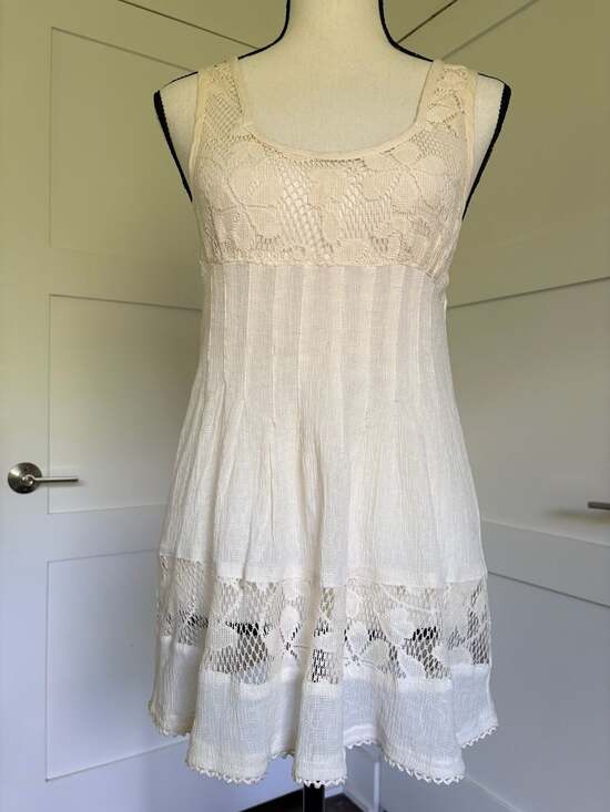 Free People Tops - Free People Romantic Lace Tie-Back Tunic Tank Top Cream Size 6